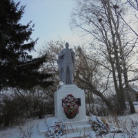 Памятник с.Покровск